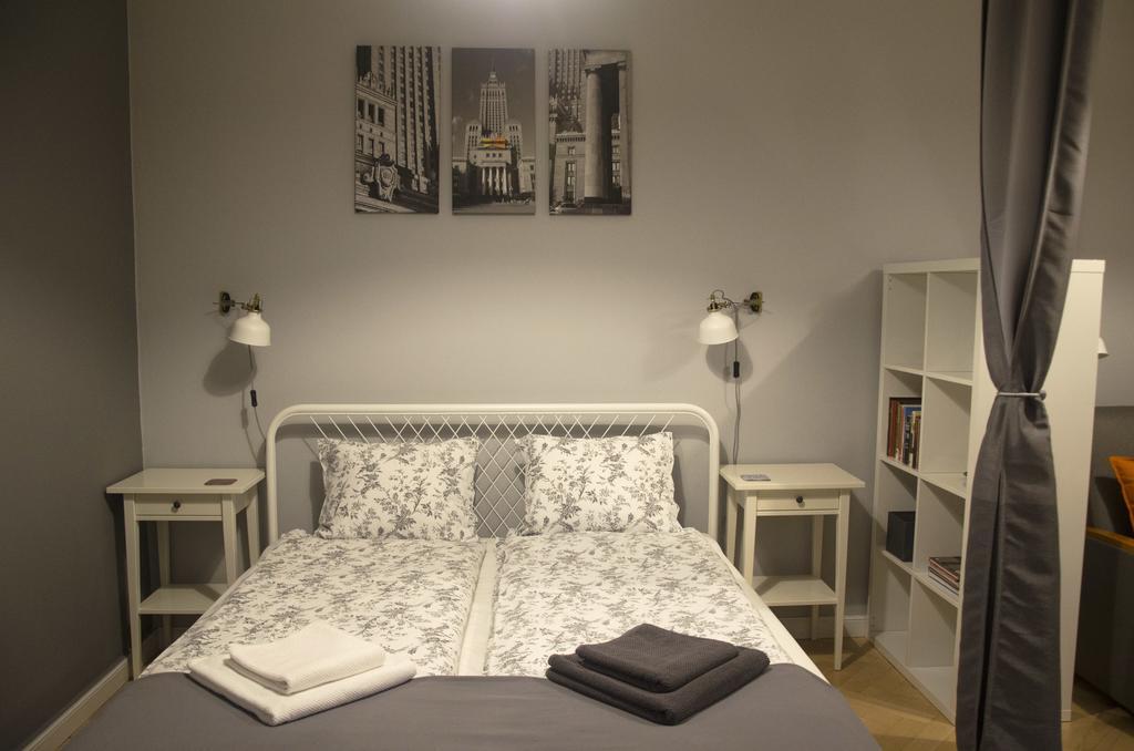 Studio Panorama "Night And Day" Warschau Buitenkant foto